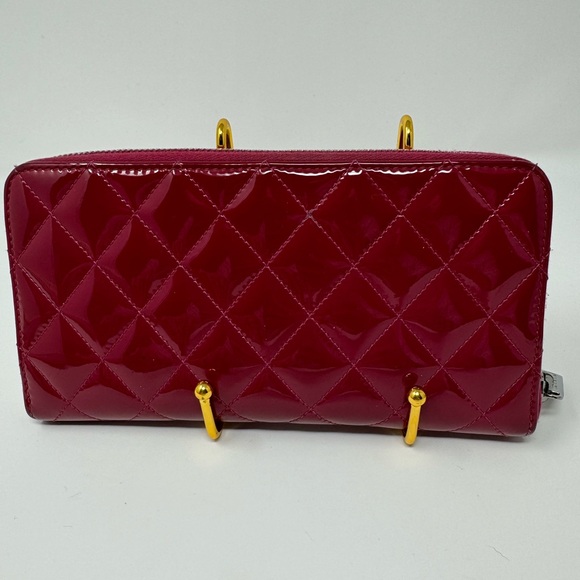 💯Authentic CHANEL Patent Quilted blush Pink Brilliant Zip around Long wallet - Picture 3 of 6